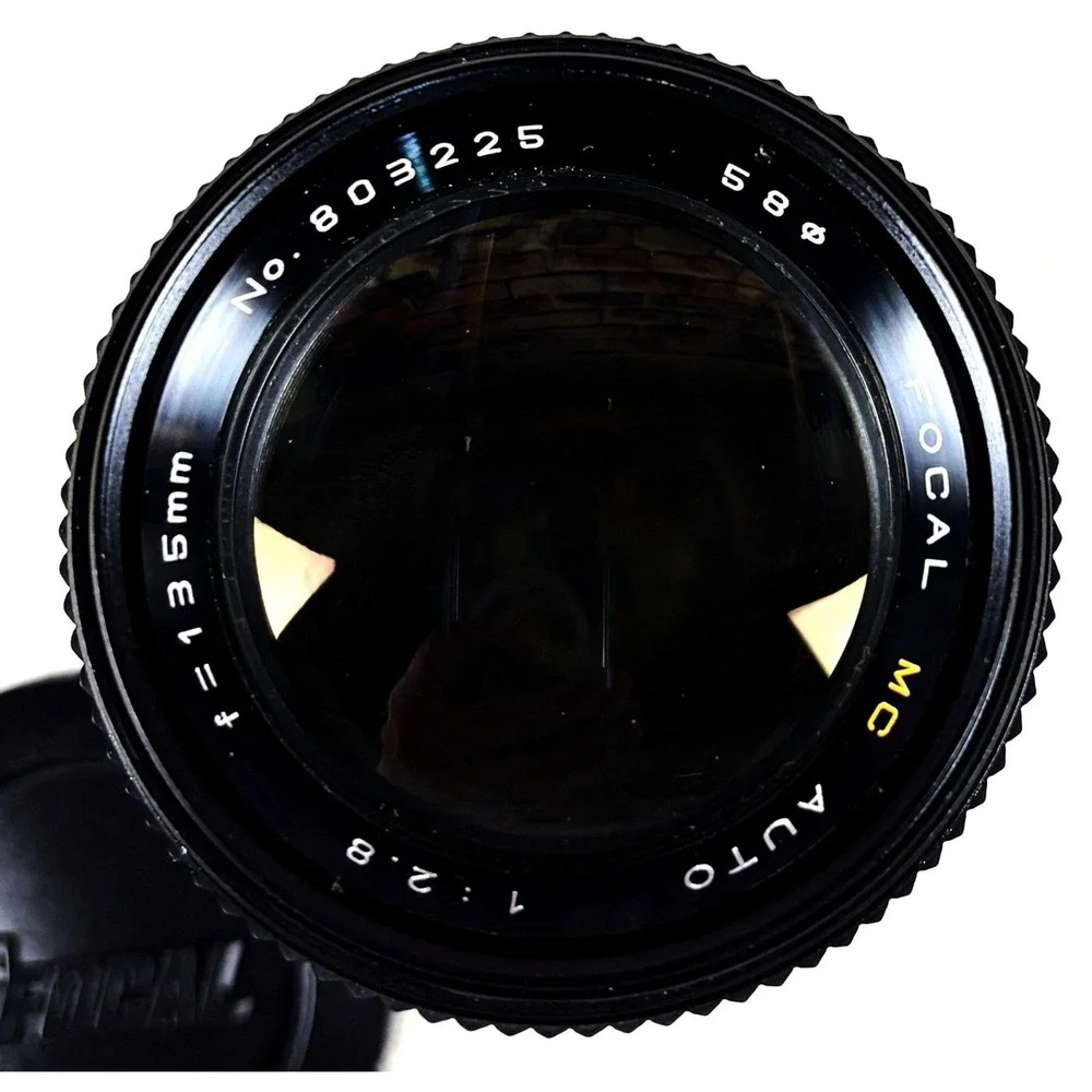 Vintage Focal MC Auto 135mm f/2.8 Lens –MINOLTA MC Mount